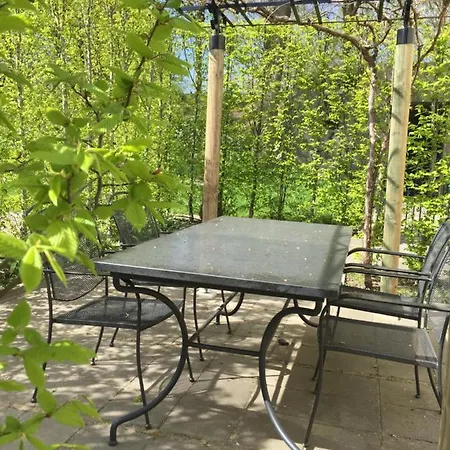 Bed & Breakfast Het Willemshuis 4*