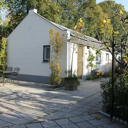 Bed and Breakfast Het Willemshuis Willemstad (North Brabant)