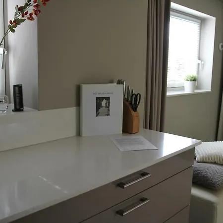 Oda ve Kahvaltı Het Willemshuis 4*